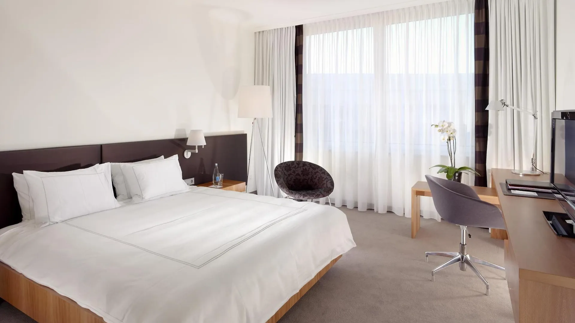 Dorint Hotel BRE