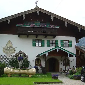 https://gastehaus-almbrunnerl.com-bavaria.com